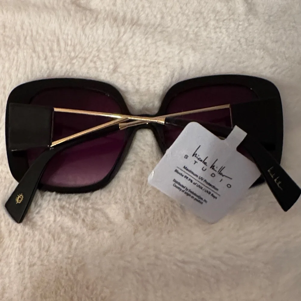 Nicole Miller Black Sunglasses NWT